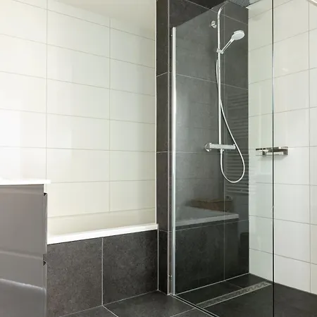 Luxe Vakantiebungalow Casa Cranenweyer Сasa de vacaciones Kerkrade